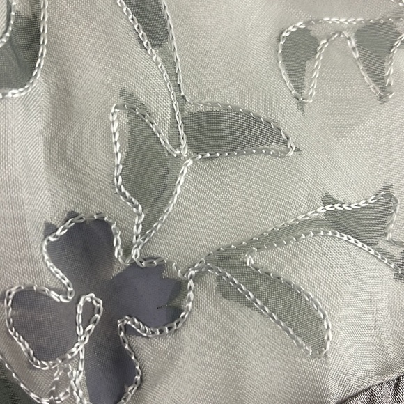 NWT, Mica, evening / cocktail dress.  100% silk, fully lined.  Size 4. - Picture 8 of 14